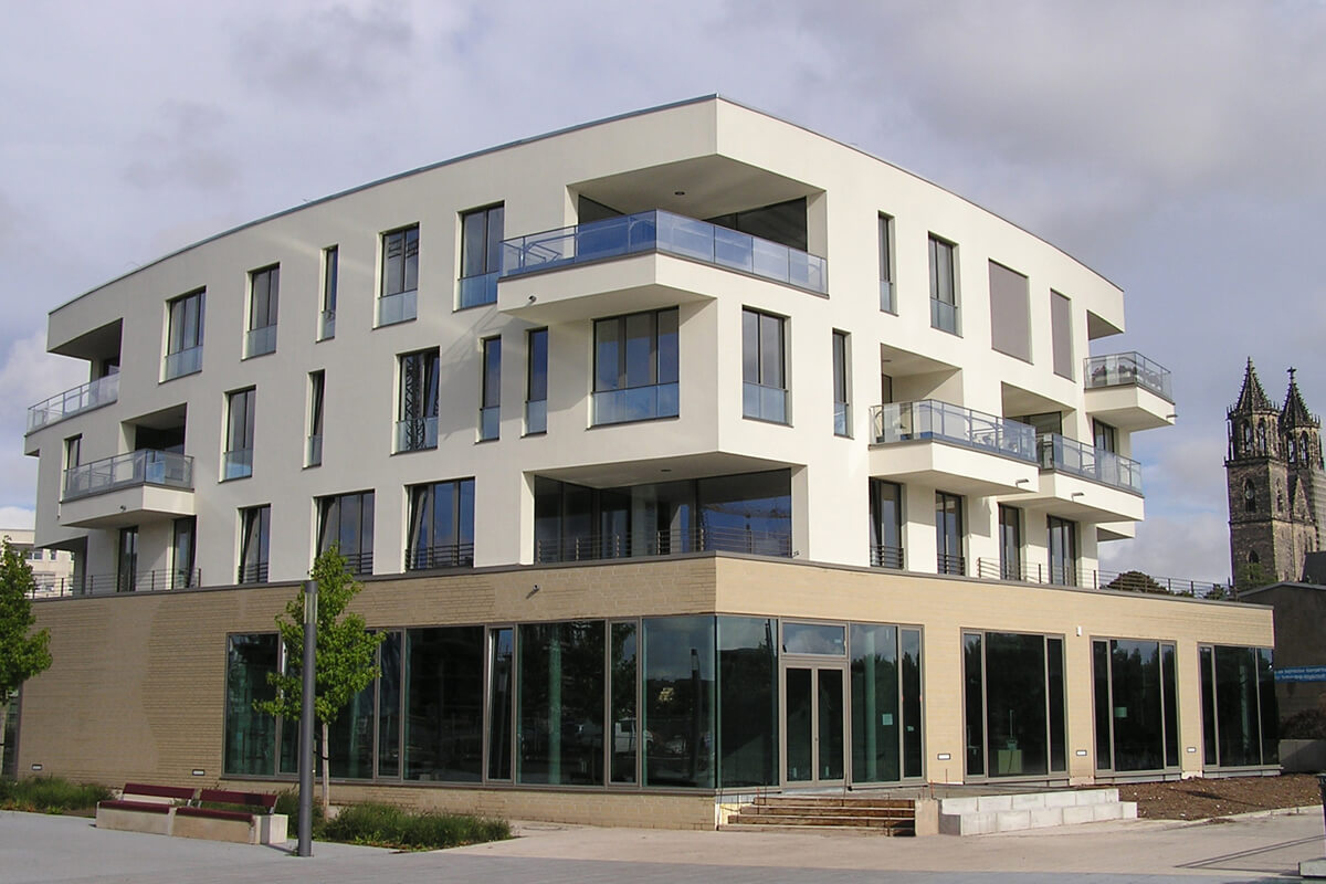 Wohn- und Geschäftshaus | Architekturbüro arc Elbansicht